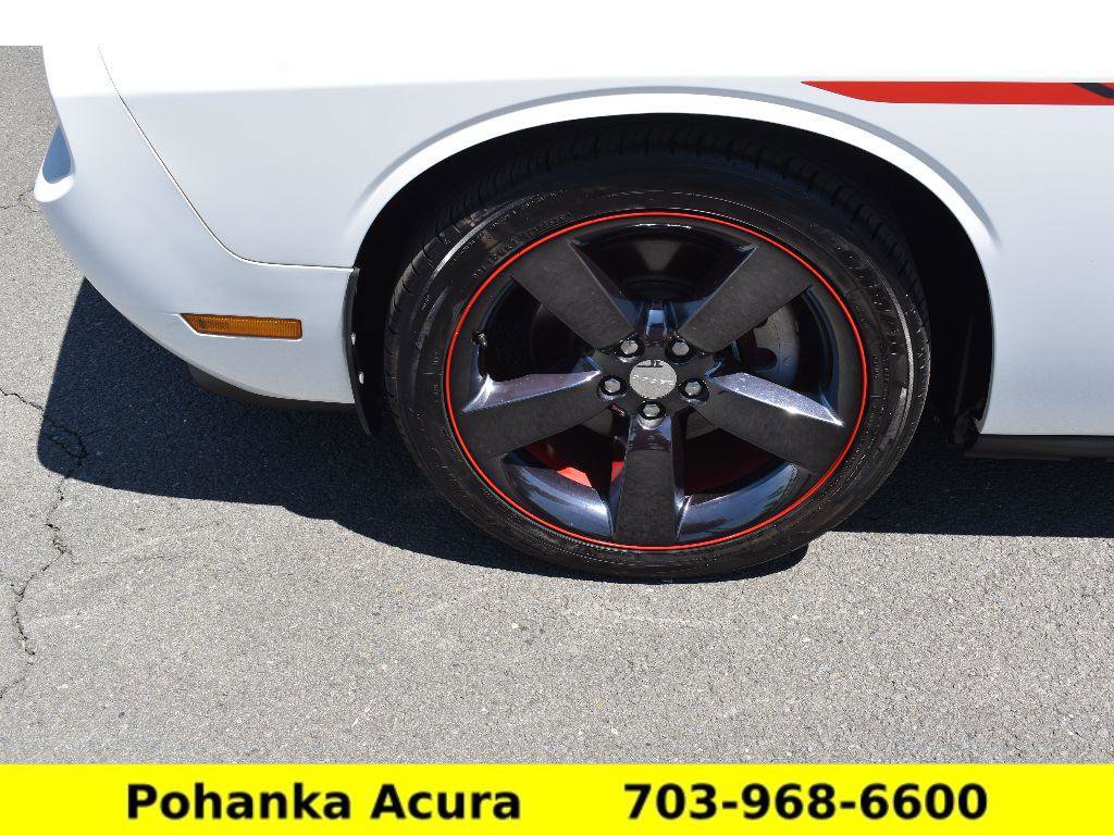 Used 2014 Dodge Challenger R/T Plus RWD image 28
