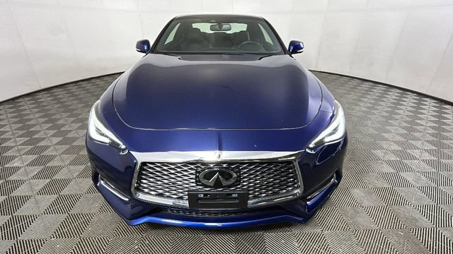 Used 2017 INFINITI Q60 2.0t w/ Premium Plus Package 2.0T AWD/4WD image 8