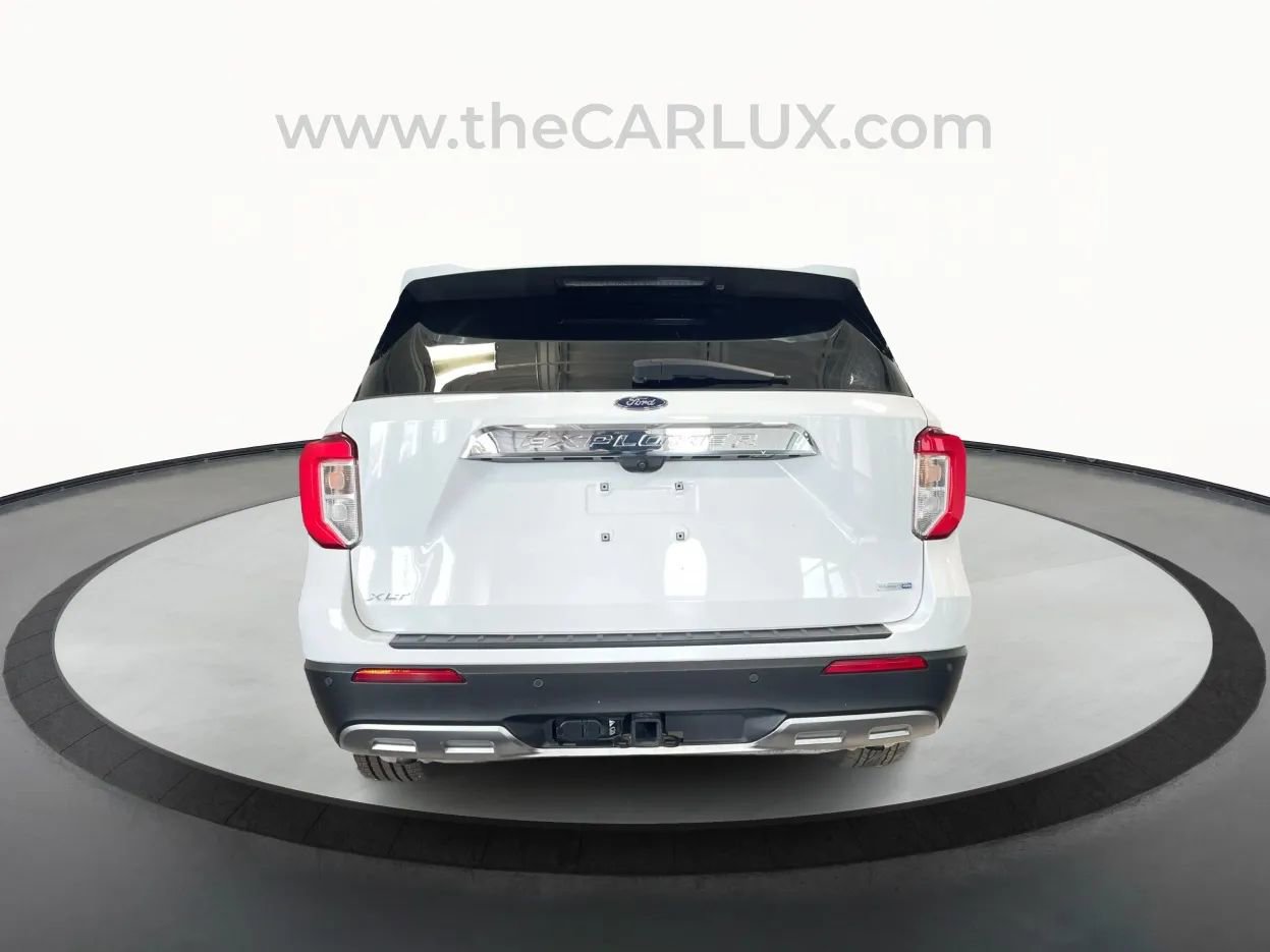 Used 2020 Ford Explorer XLT w/ Equipment Group 202A image 6