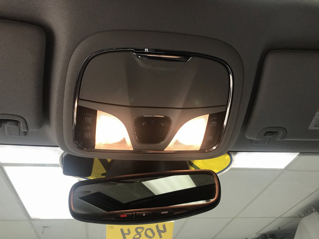 Used 2021 Jeep Cherokee Limited w/ Elite Package image 17