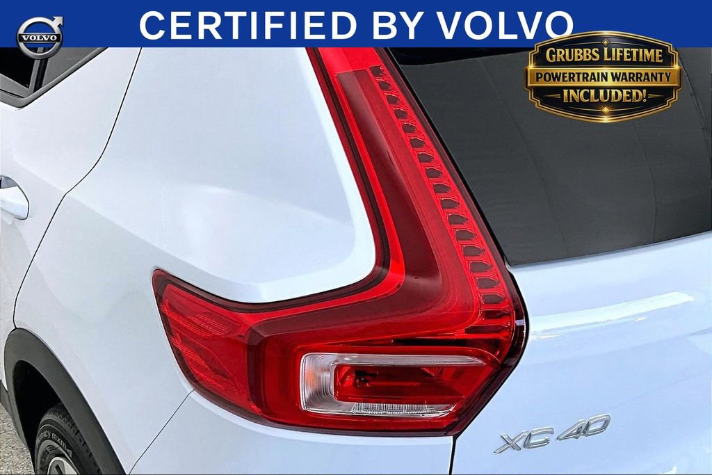 Certified 2025 Volvo XC40 B5 Plus AWD/4WD image 40