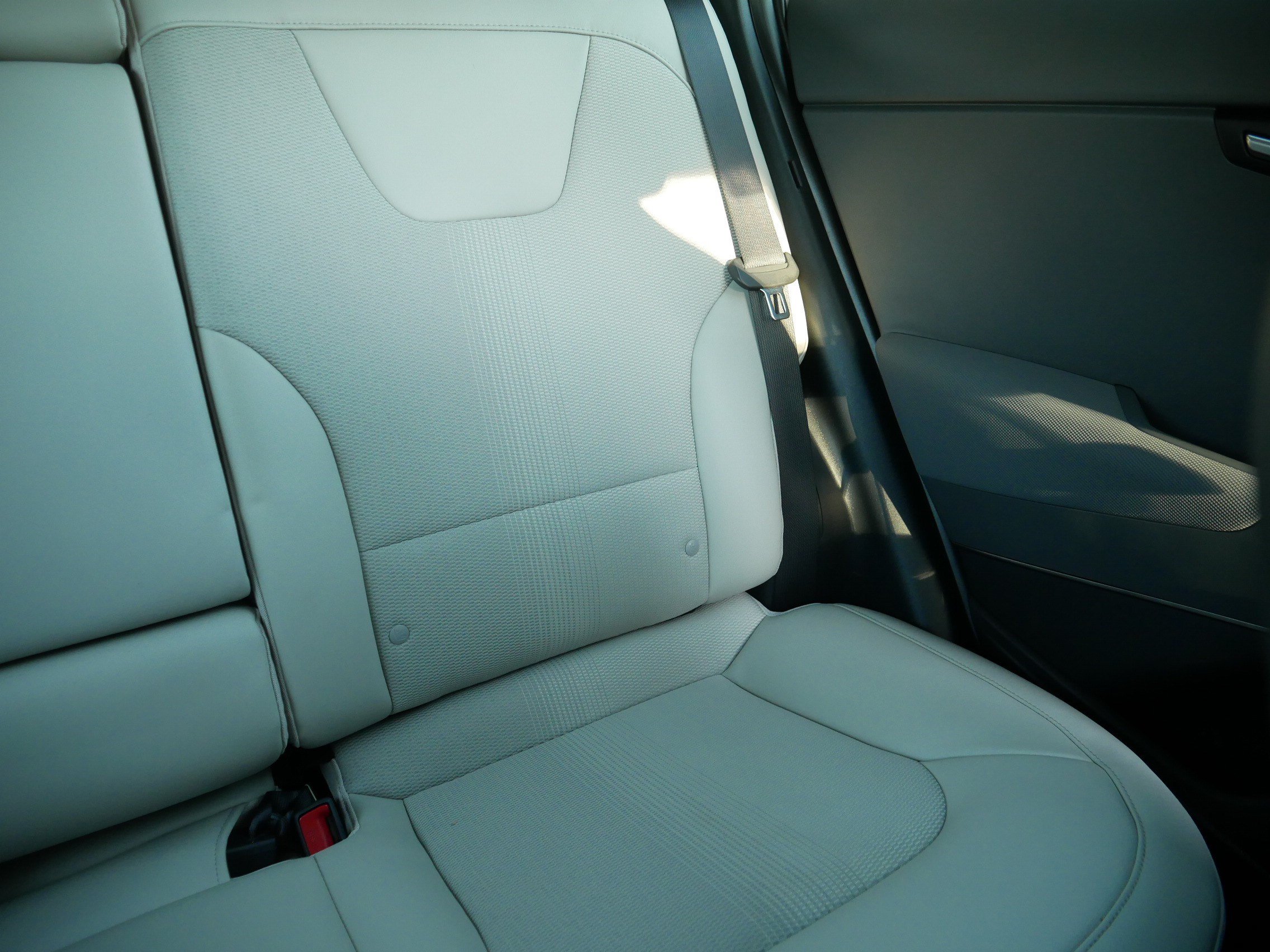 Certified 2023 Kia Niro EX Touring FWD image 14