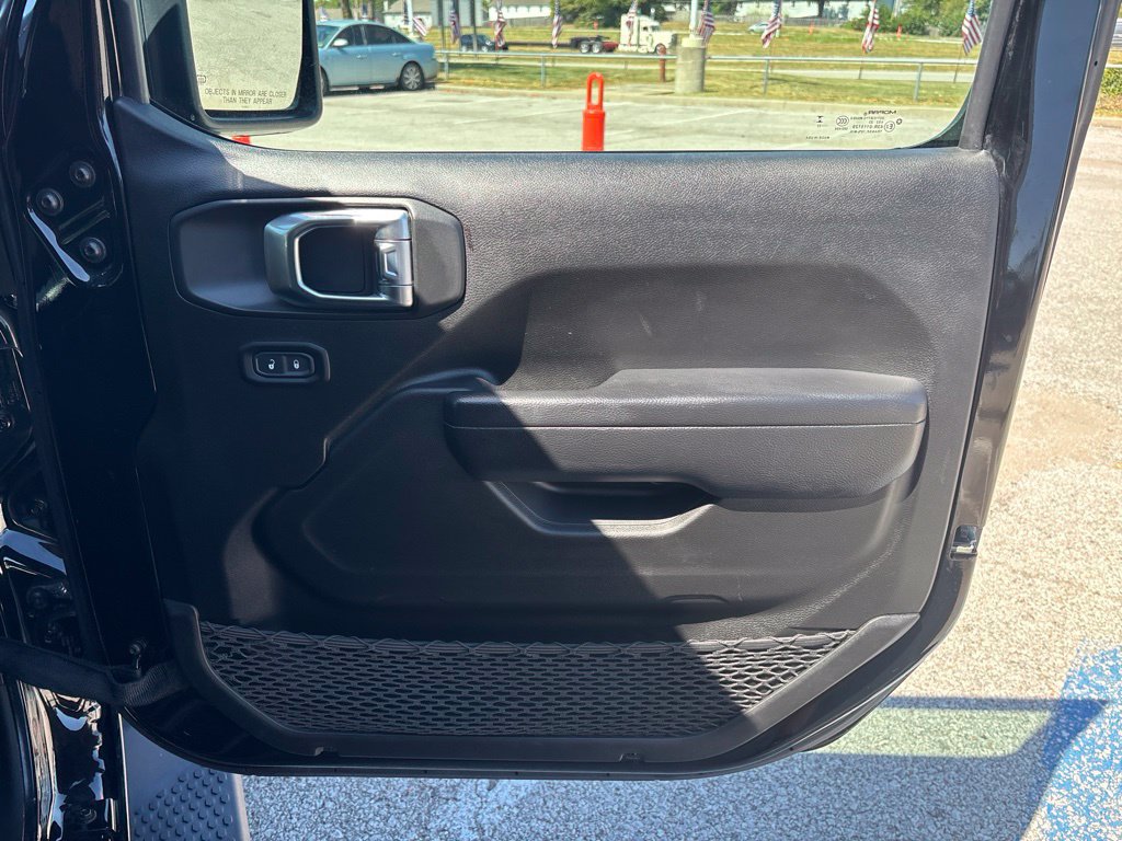 Used 2023 Jeep Wrangler Unlimited Sport AWD/4WD image 28