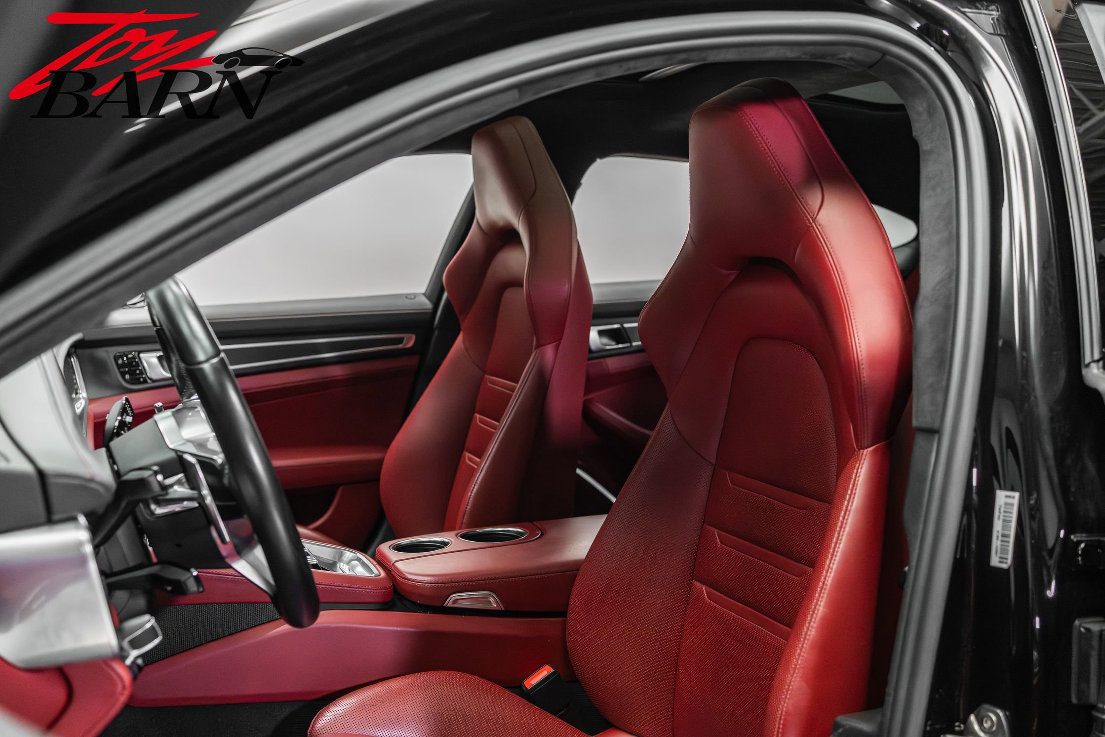 Used 2019 Porsche Panamera GTS image 22