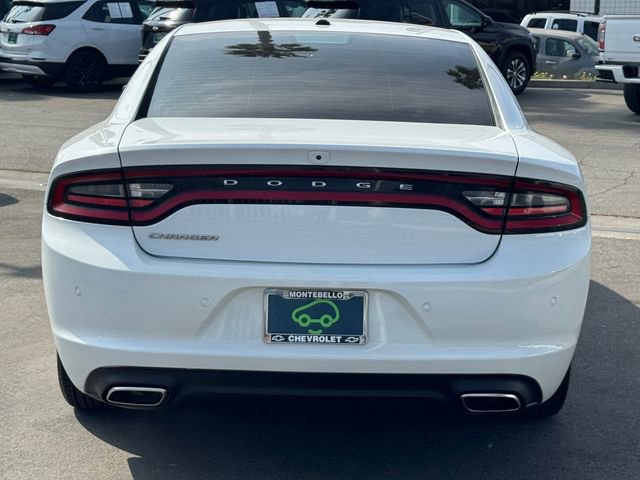 Used 2022 Dodge Charger SXT w/ Leather Interior Group image 3