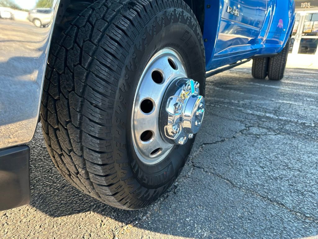 Used 2022 RAM 3500 Laramie image 9