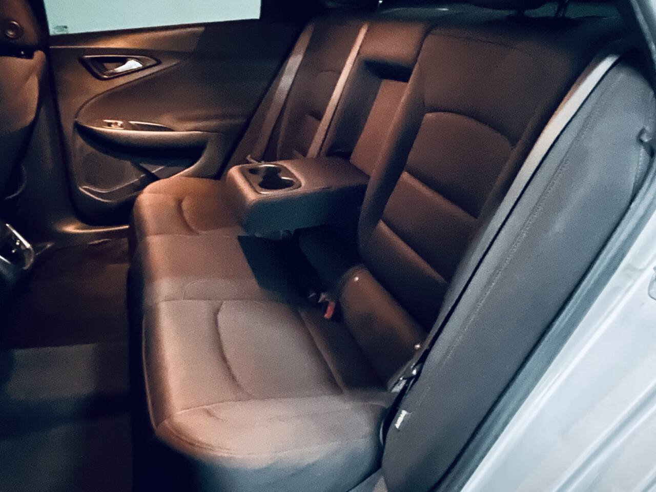 Used 2020 Chevrolet Malibu LT FWD image 18