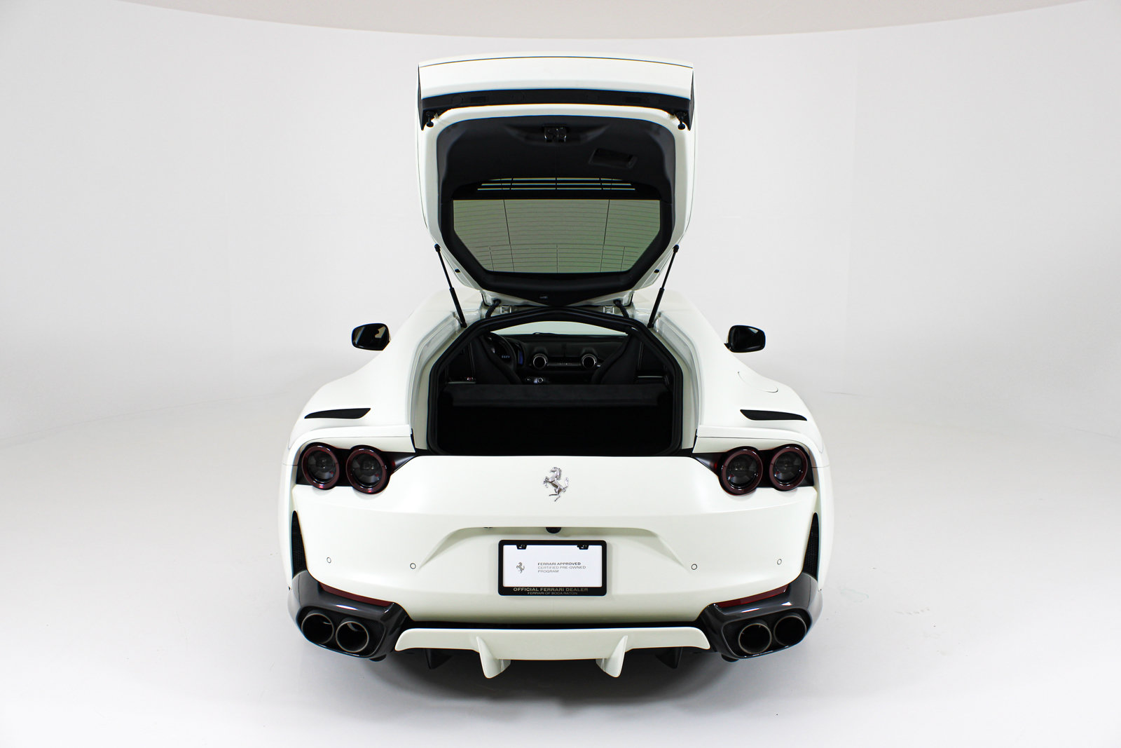 Used 2019 Ferrari 812 Superfast RWD image 46