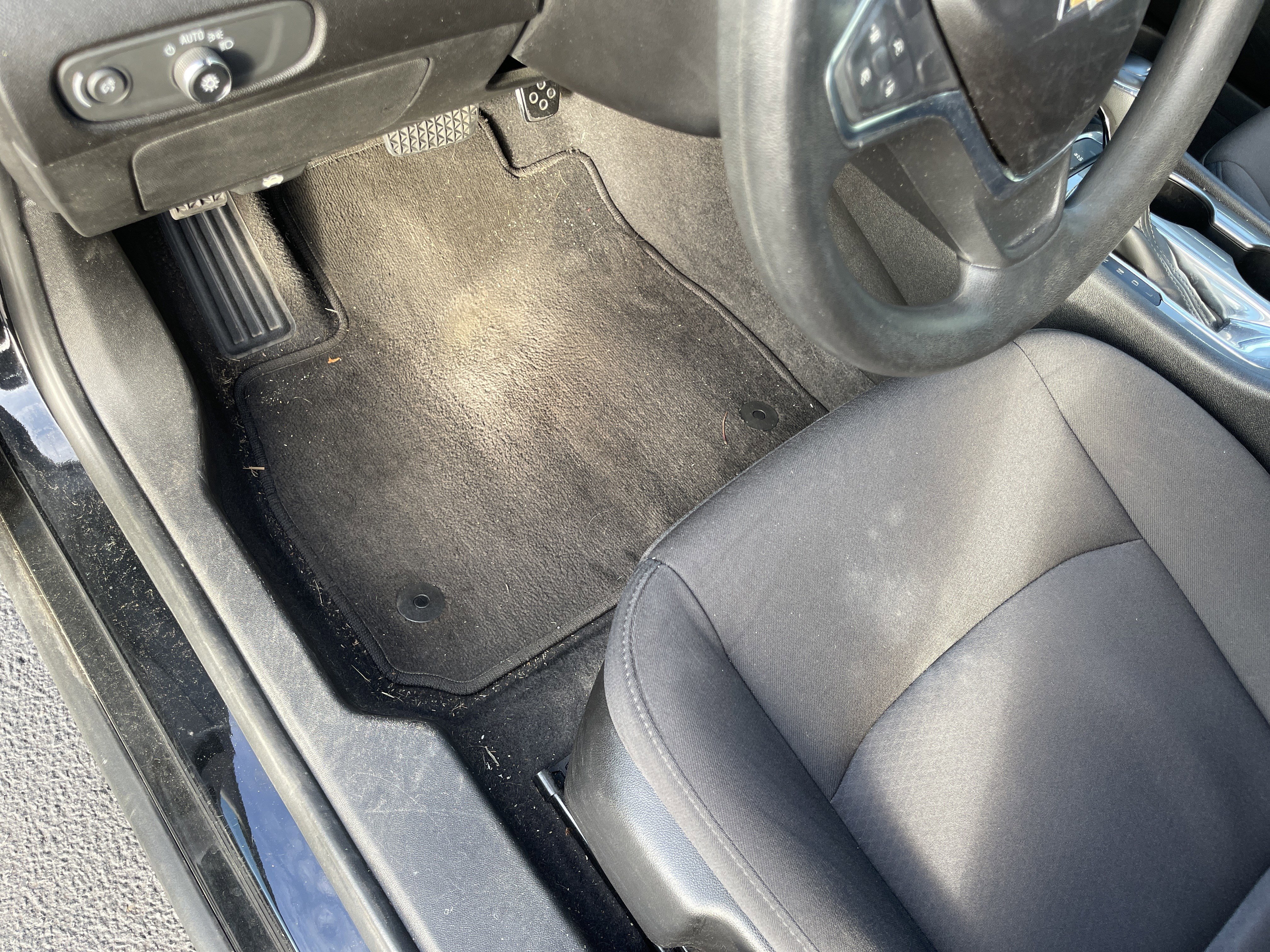 Used 2018 Chevrolet Malibu LS image 17