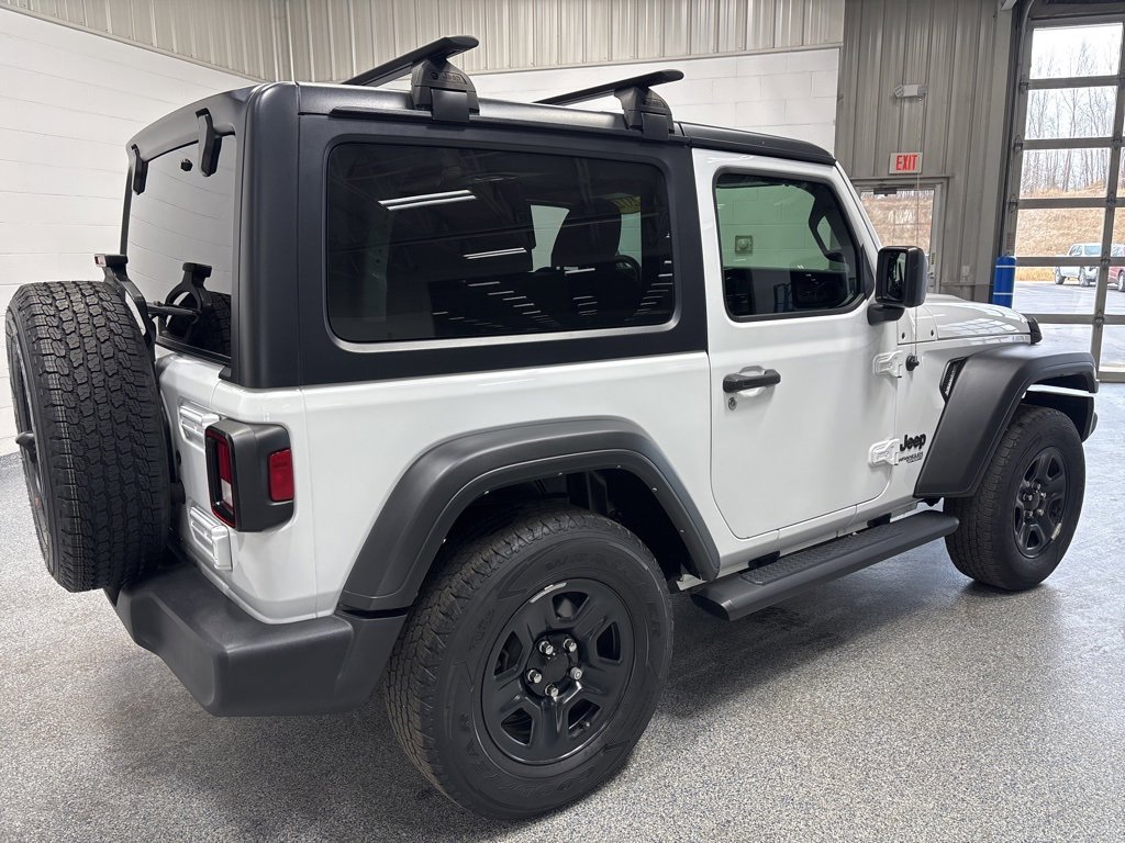 Used 2021 Jeep Wrangler Sport image 7