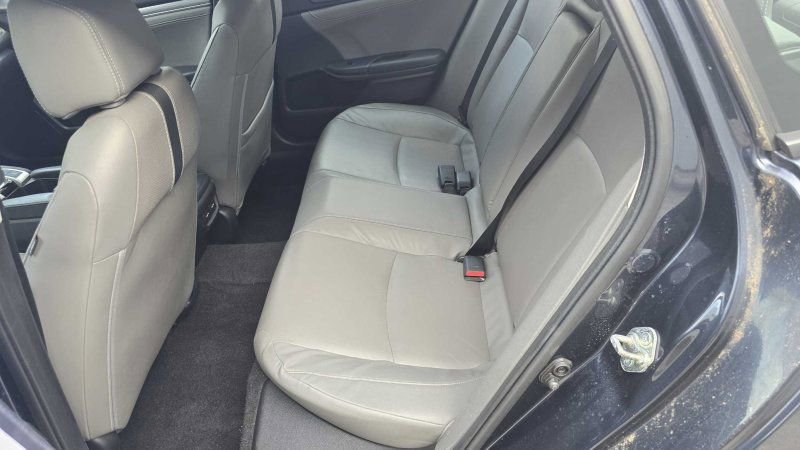 Used 2017 Honda Civic Touring image 29