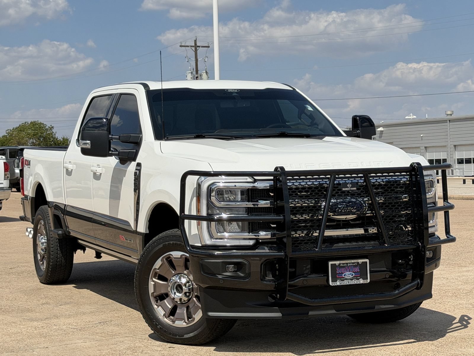 Used 2025 Ford F250 King Ranch AWD/4WD image 2