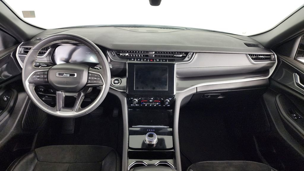 Used 2023 Jeep Grand Cherokee Altitude image 37