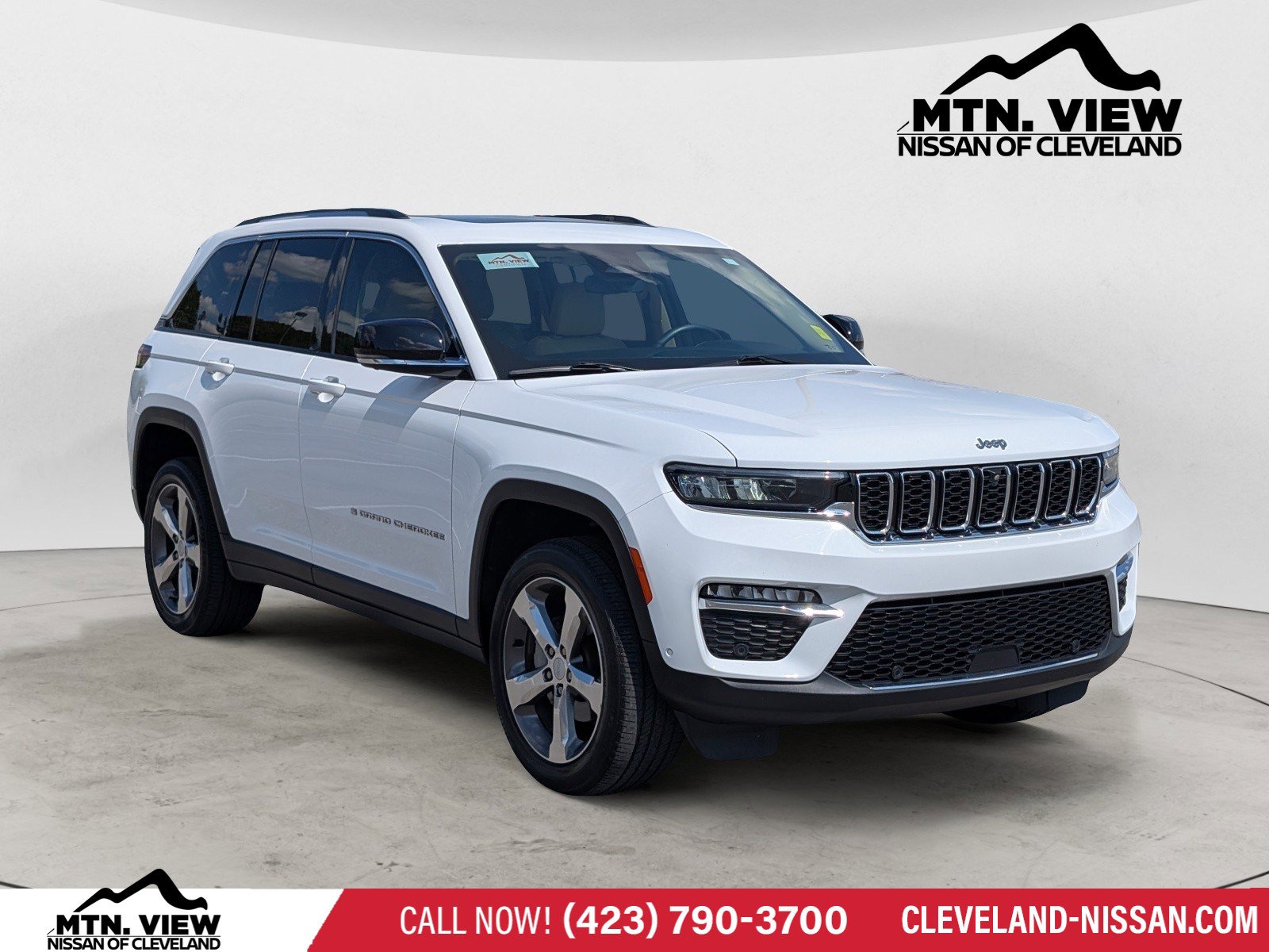 Used 2022 Jeep Grand Cherokee Limited w/ Luxury Tech Group II