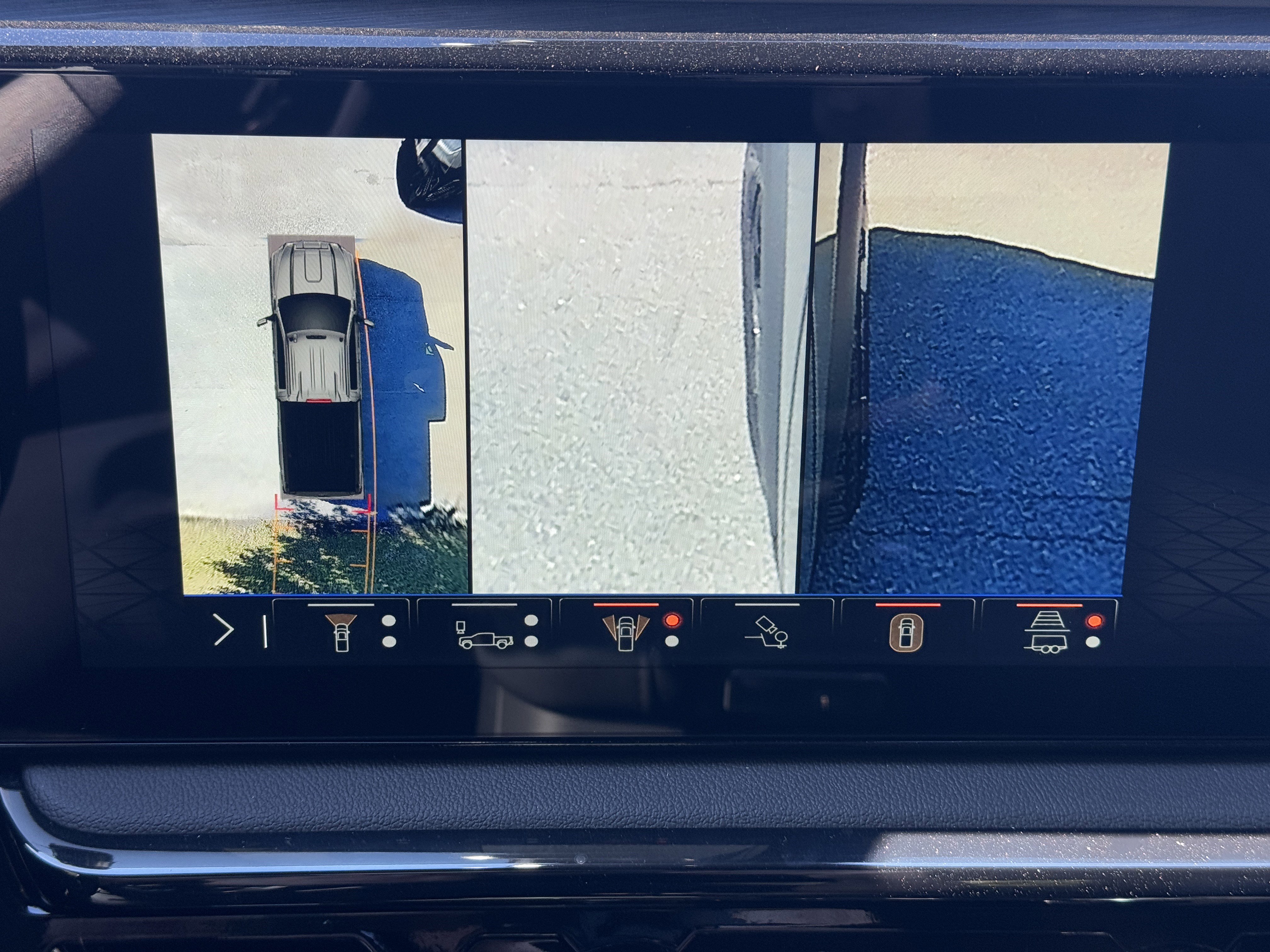 New 2026 GMC Sierra 2500 AT4 w/ AT4 Premium Plus Package image 47