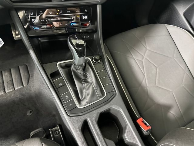 Used 2025 Volkswagen Jetta Sport image 20