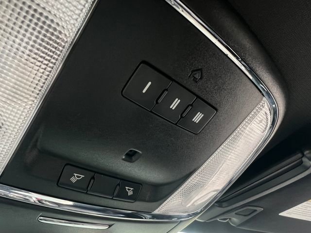 Used 2018 Dodge Charger SRT w/ Technology Group image 28