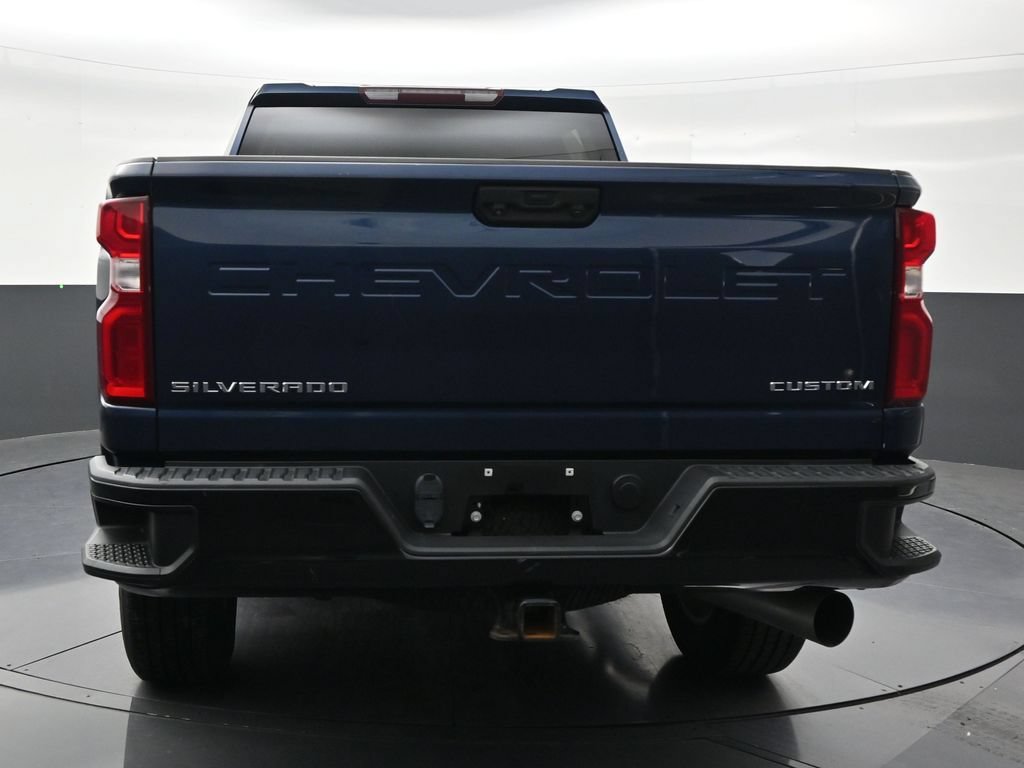 Used 2021 Chevrolet Silverado 2500 Custom w/ Custom Value Package AWD/4WD image 4