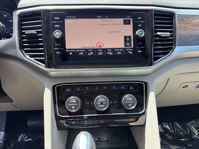 Used 2018 Volkswagen Atlas SEL Premium AWD/4WD image 19