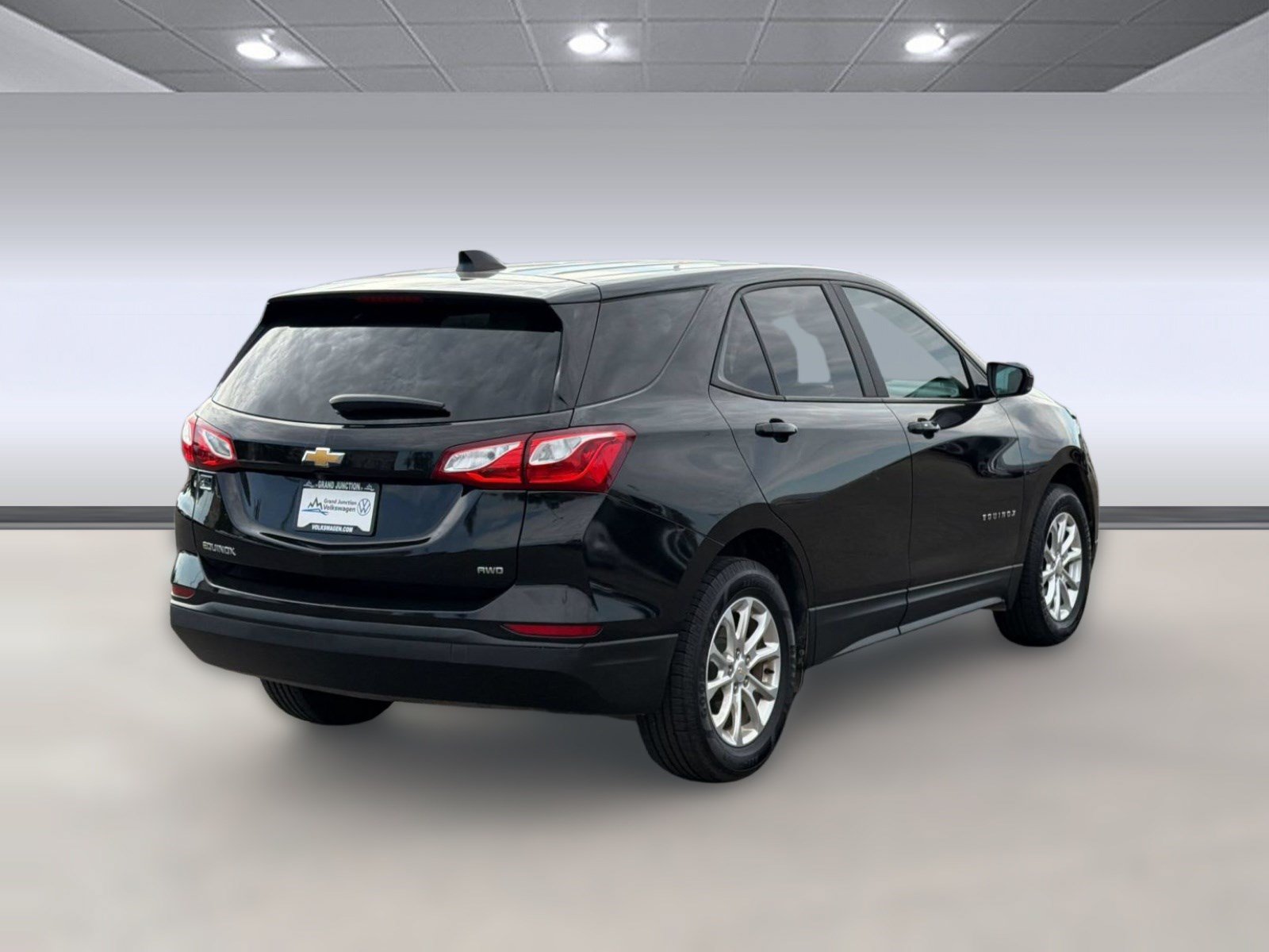 Used 2020 Chevrolet Equinox LS w/ LS Convenience Package AWD/4WD image 9