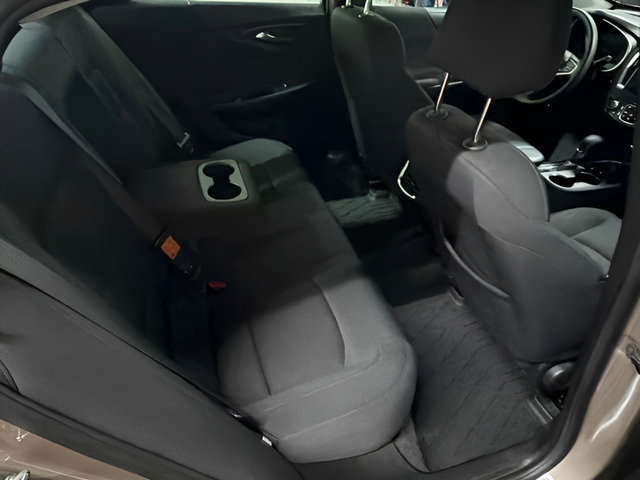 Used 2023 Chevrolet Malibu LT w/ Driver Confidence Package FWD image 14