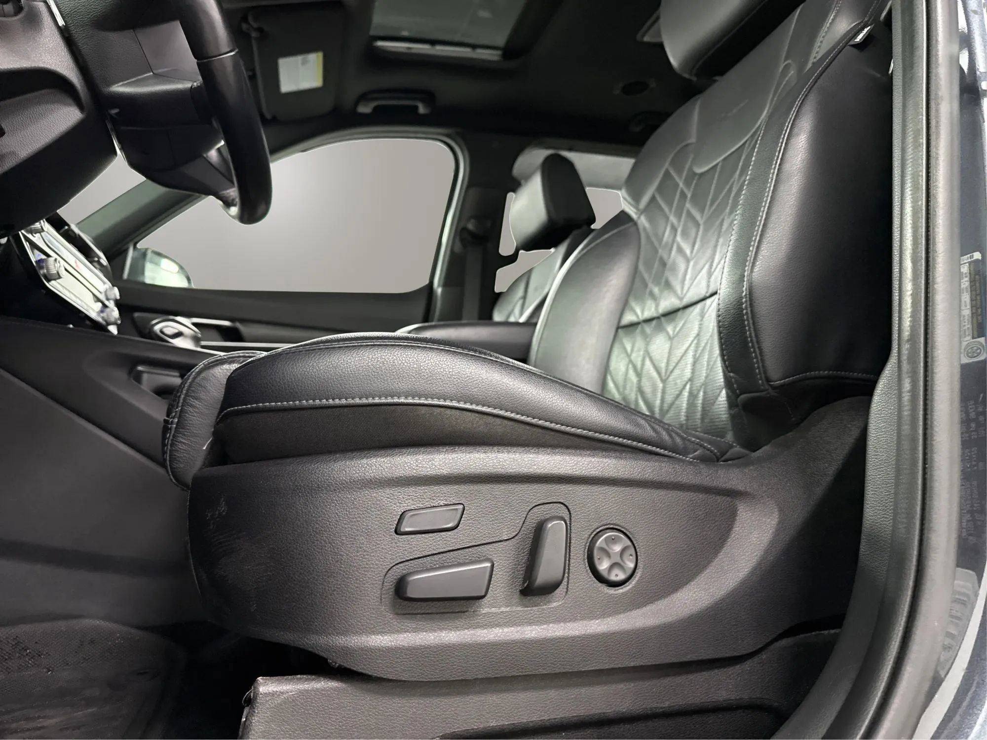 Used 2023 Kia Telluride AWD image 20