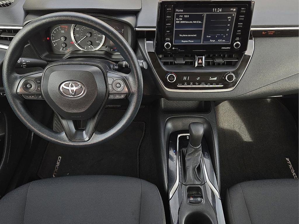 Used 2022 Toyota Corolla LE image 11