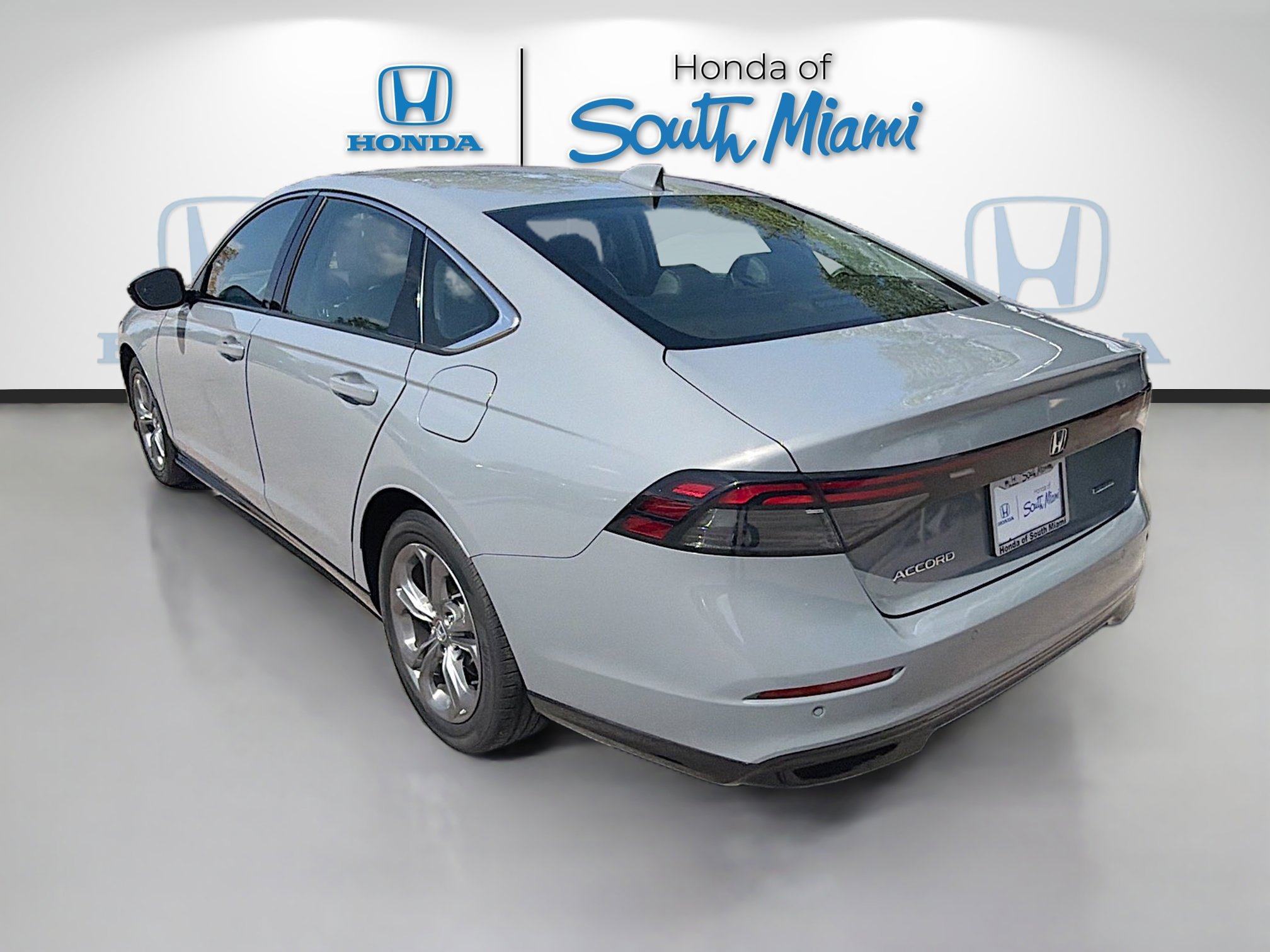 Certified 2023 Honda Accord EX-L image 5