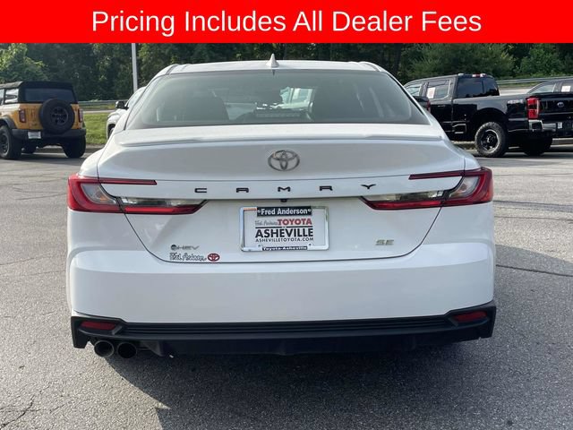 Used 2025 Toyota Camry SE FWD image 4