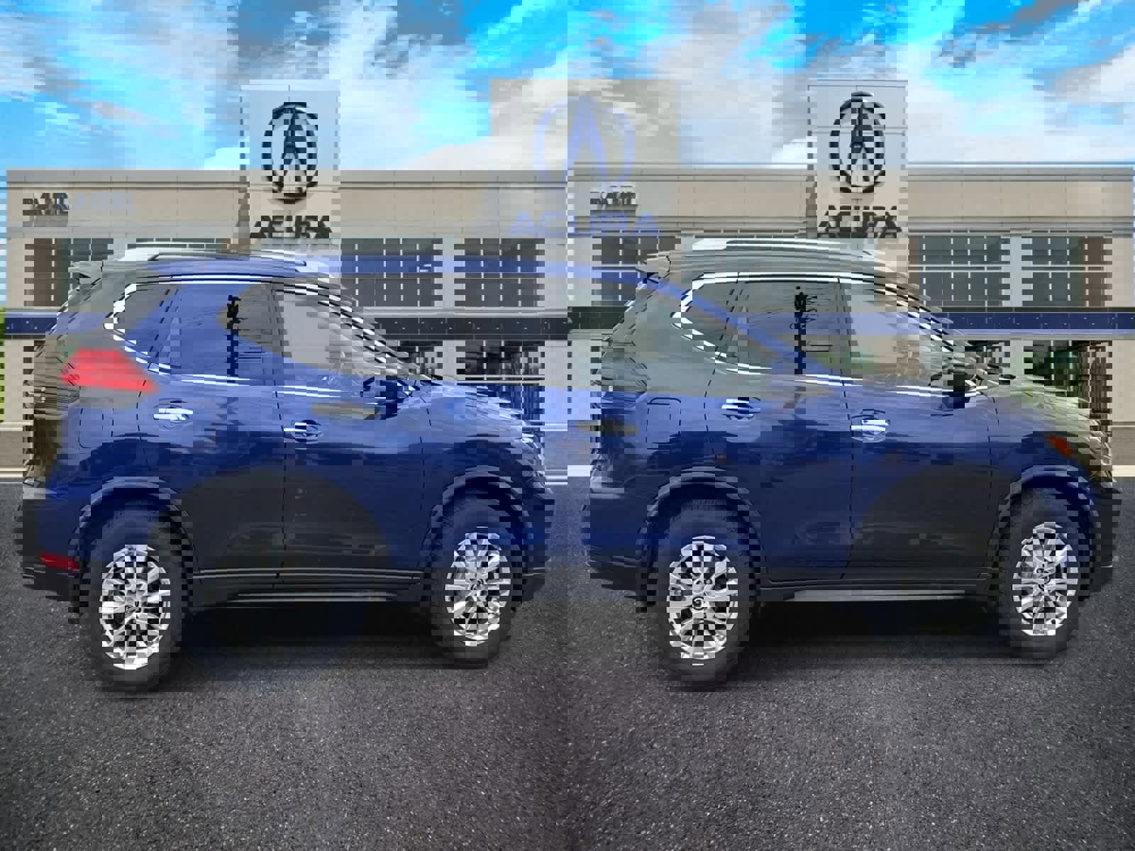 Used 2017 Nissan Rogue SV image 6