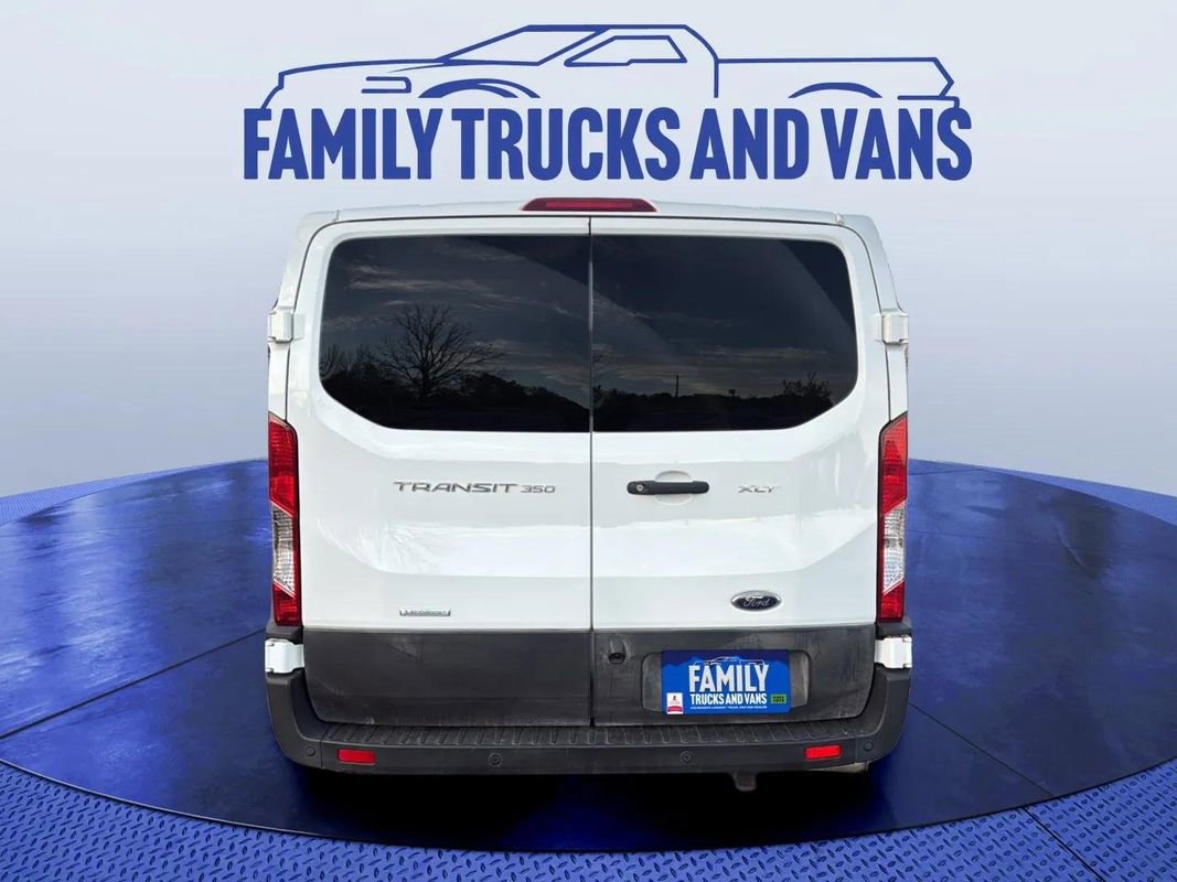 Used 2023 Ford Transit 350 XLT image 4