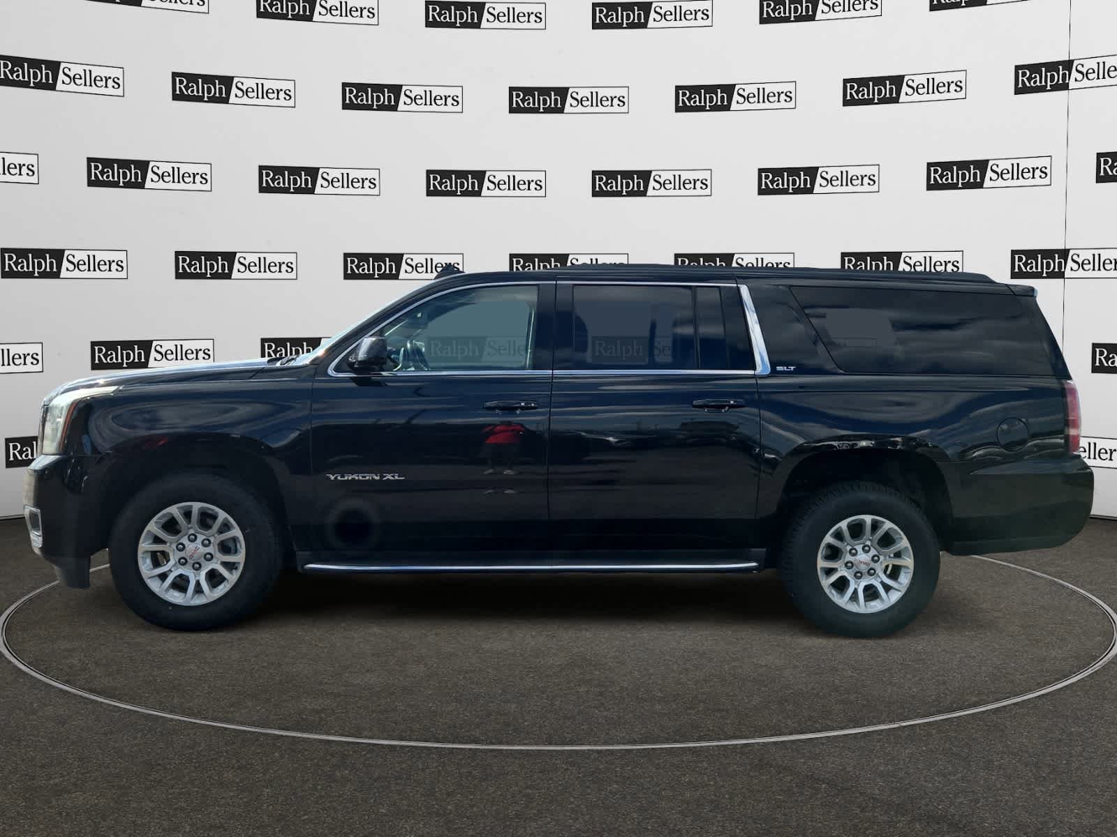 Used 2019 GMC Yukon XL SLT AWD/4WD image 3
