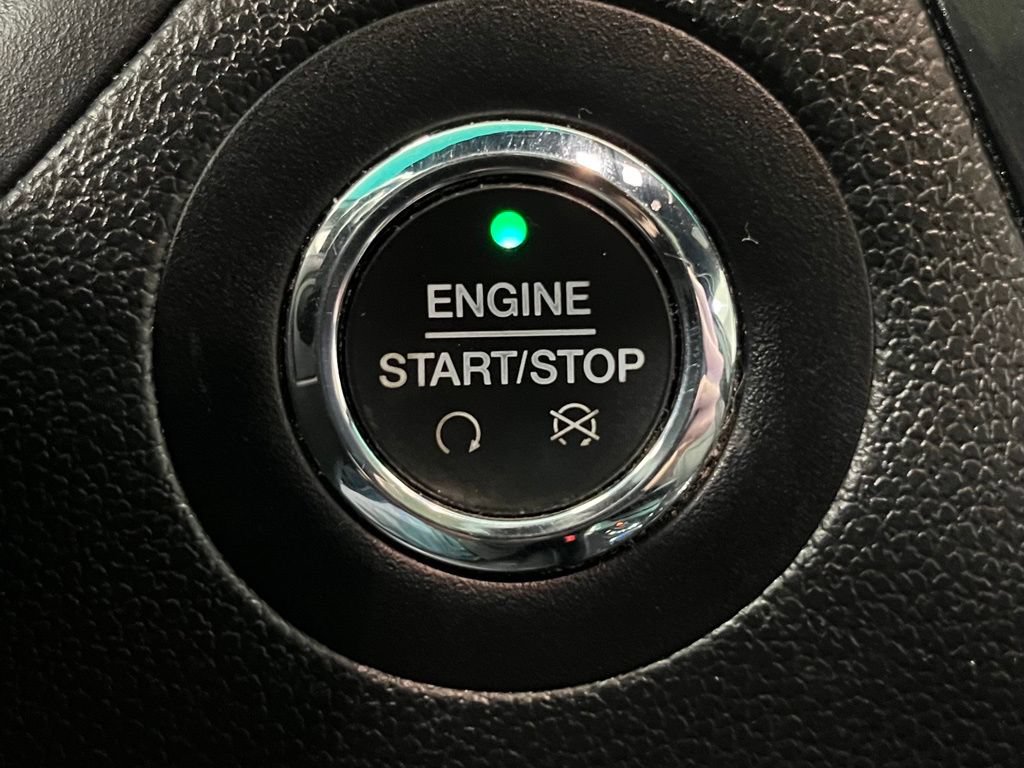 Used 2018 Ford Explorer Limited AWD/4WD image 33