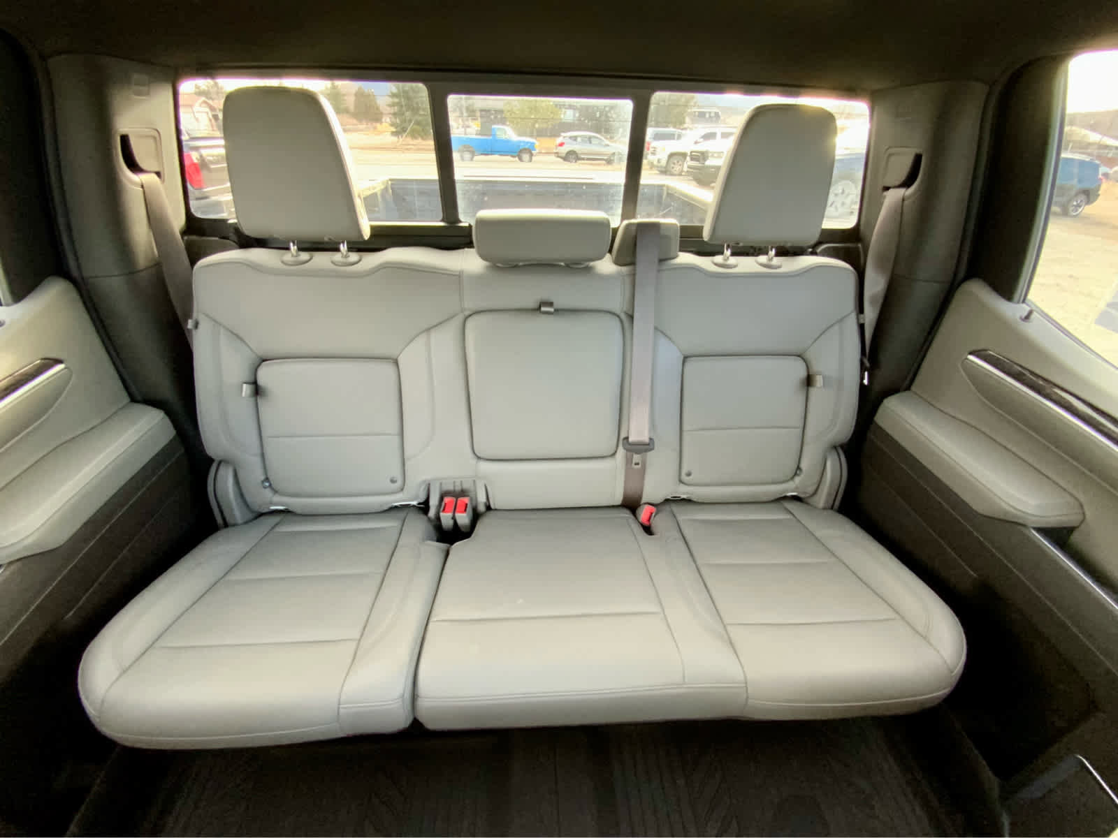 Used 2022 Chevrolet Silverado 1500 LTZ w/ LTZ Convenience Package II image 32