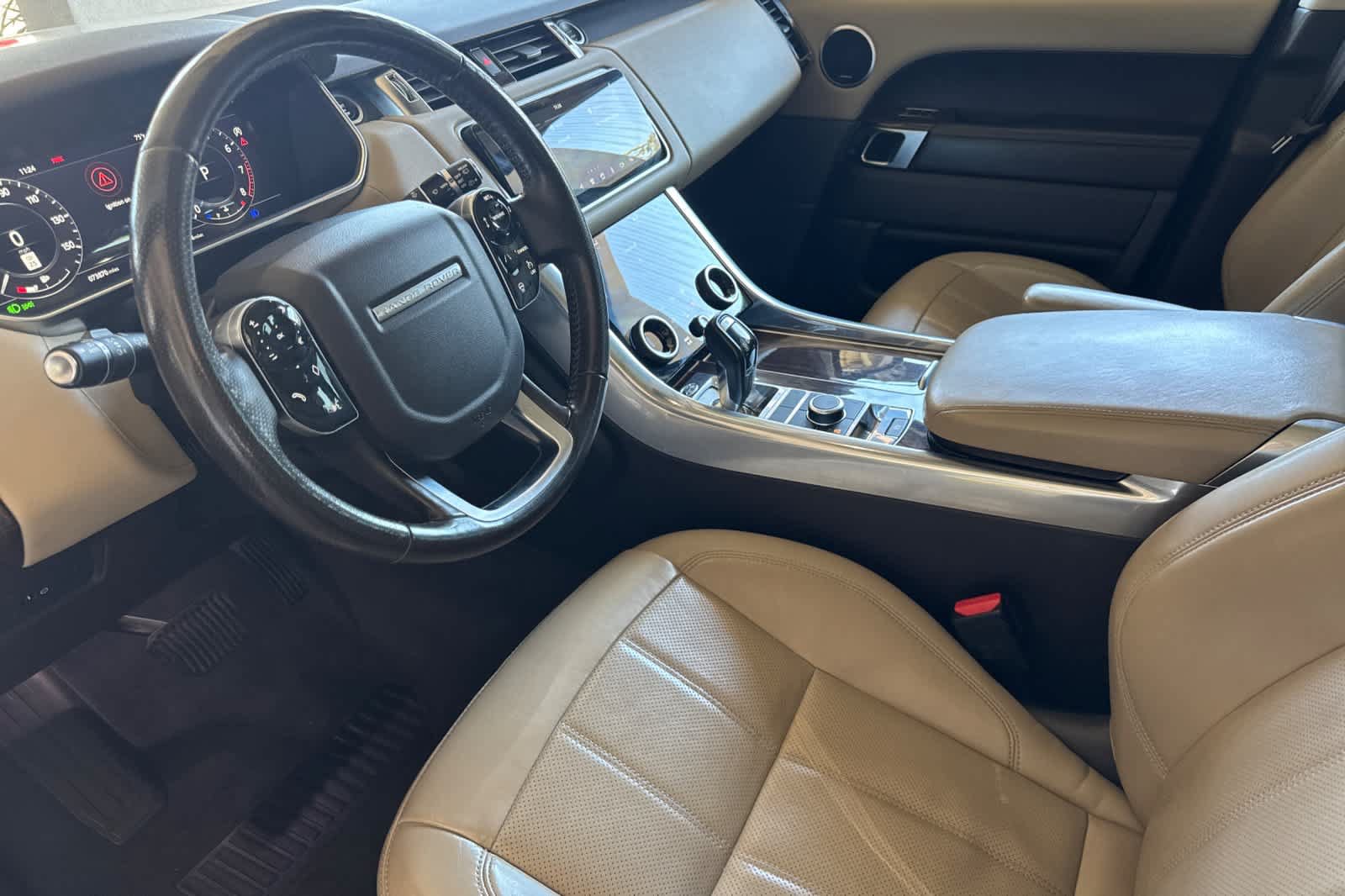 Used 2018 Land Rover Range Rover Sport HSE AWD/4WD image 10