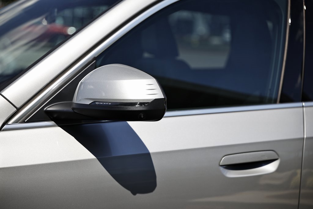 New 2026 BMW X1 xDrive28i w/ Technology Package image 8