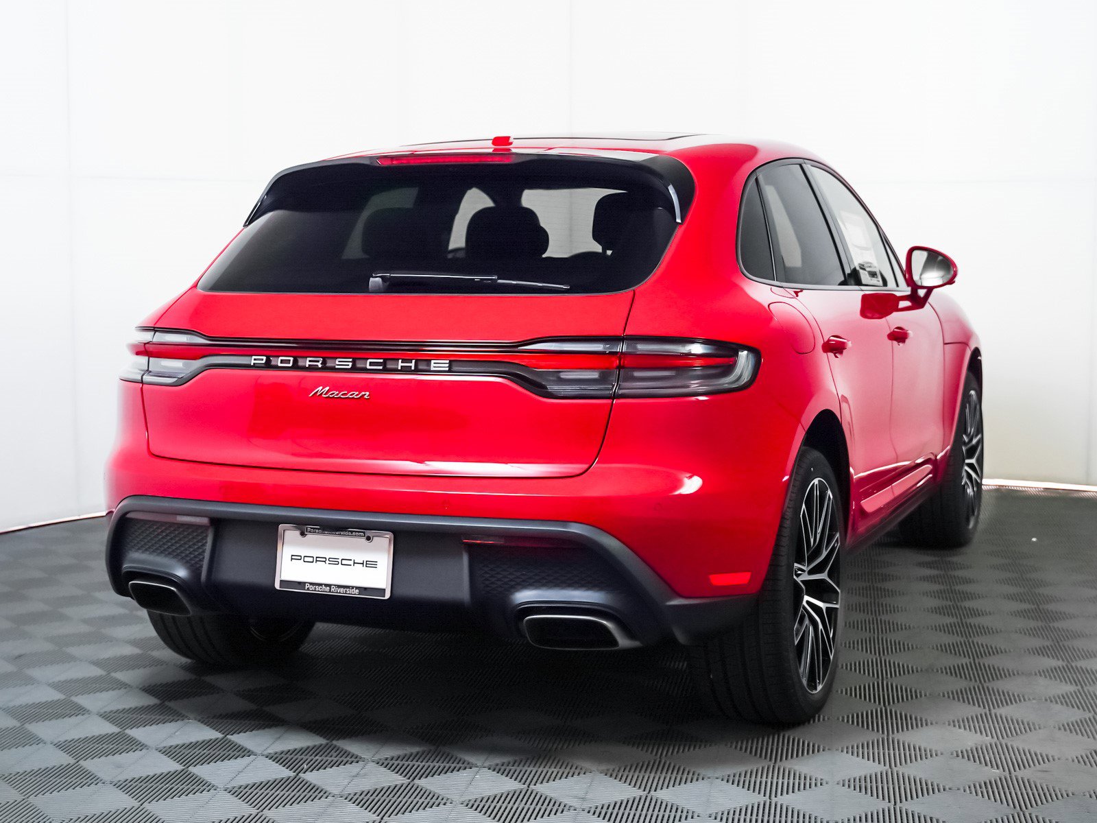 New 2026 Porsche Macan image 10