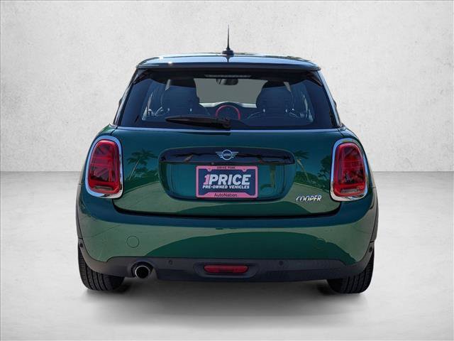 Used 2021 MINI Cooper 2-Door Hardtop w/ Driver Assistance Package FWD image 7