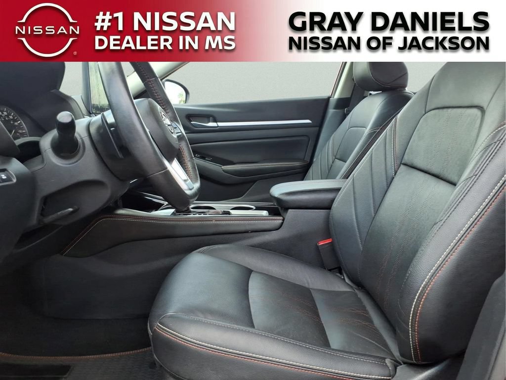Certified 2024 Nissan Altima 2.0 SR FWD image 23