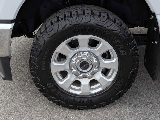 Certified 2024 Ford F350 XLT image 15