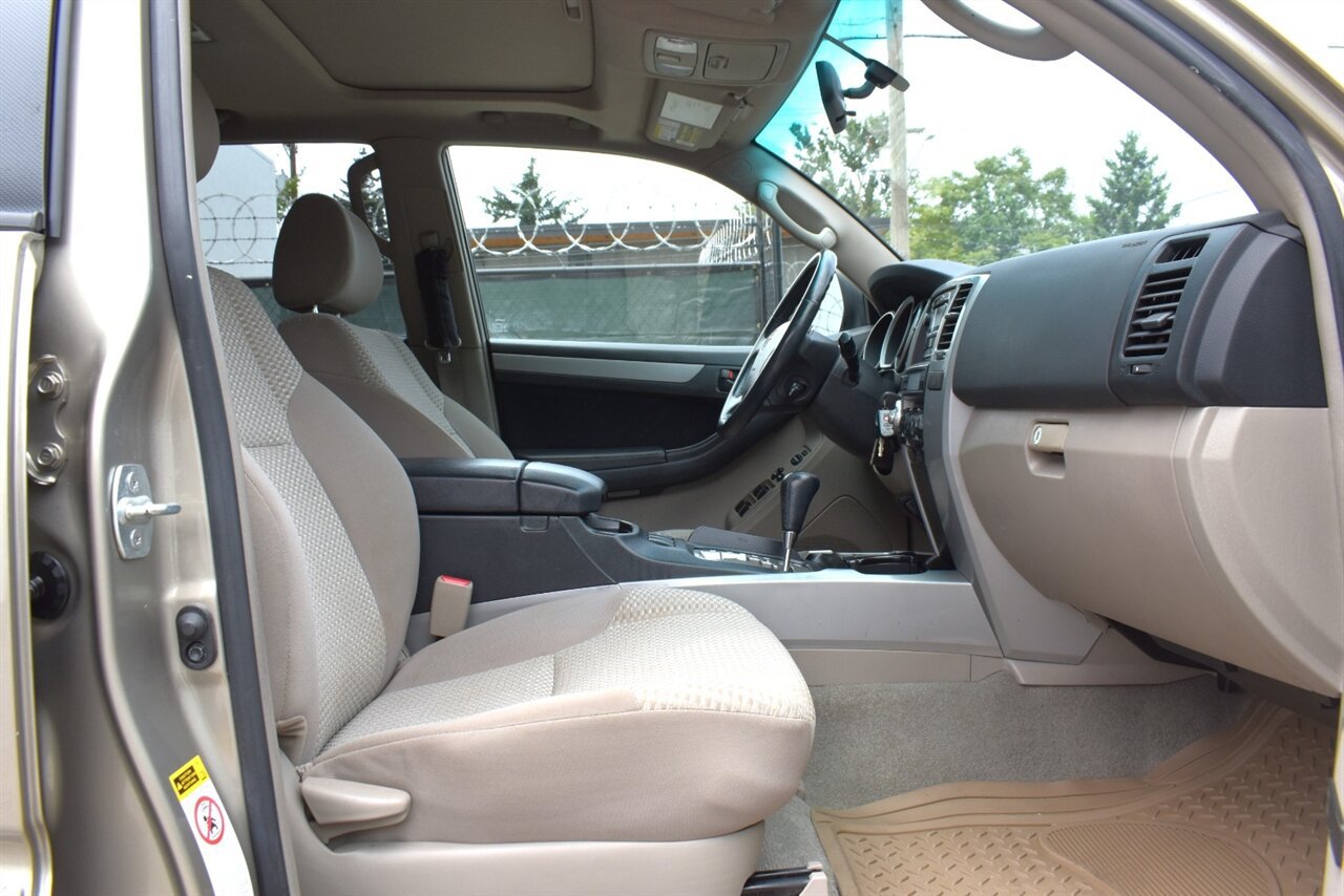 Used 2008 Toyota 4Runner SR5 AWD/4WD image 26