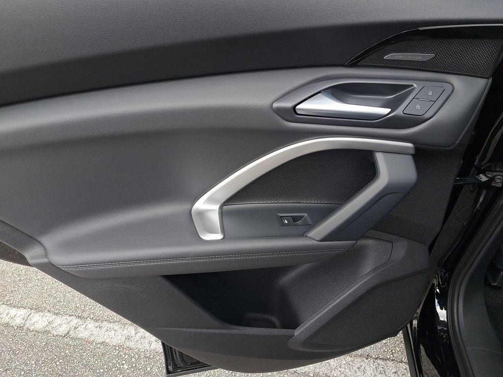 New 2025 Audi Q5 Premium Plus image 29