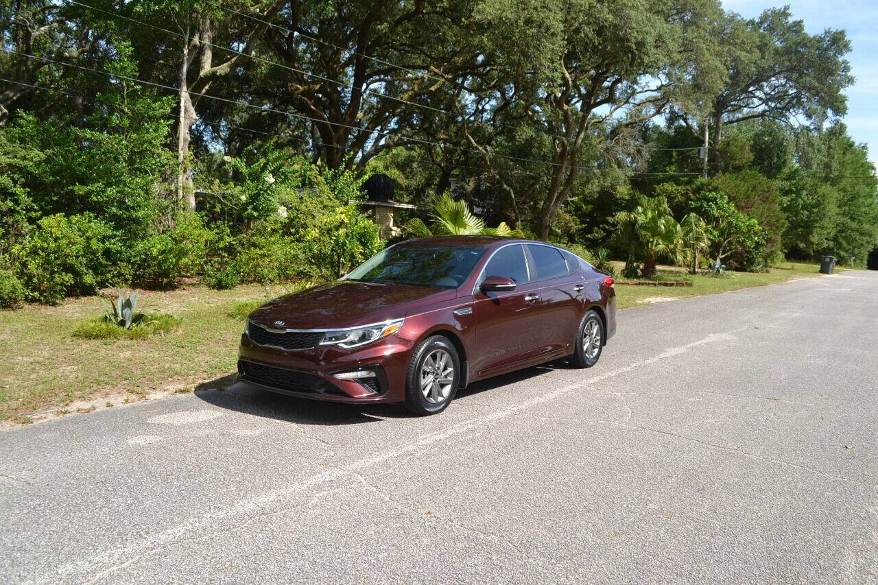 Used 2020 Kia Optima LX image 2