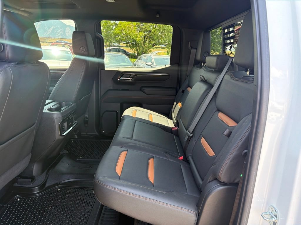 Used 2022 GMC Sierra 1500 AT4 w/ AT4 Preferred Package AWD/4WD image 19