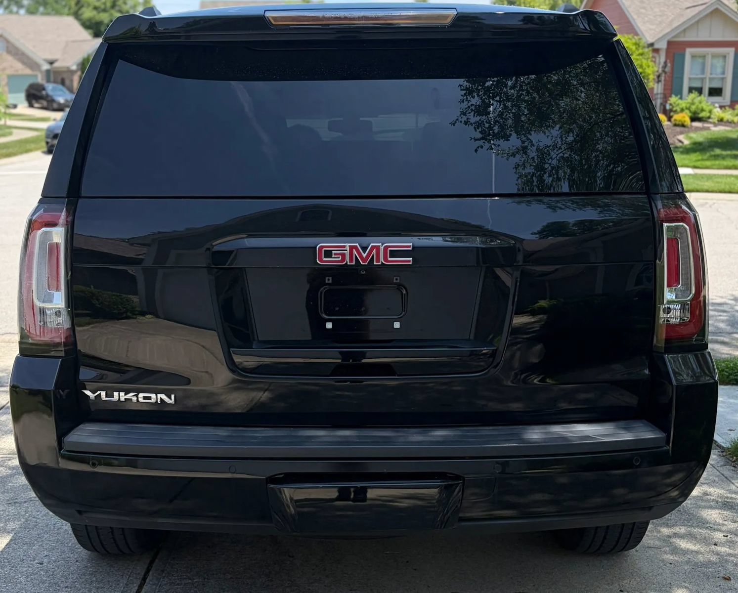 Used 2020 GMC Yukon SLE w/ SLE Value Package RWD image 5