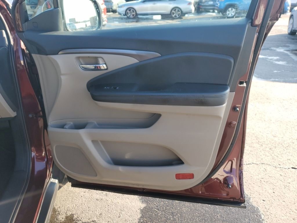 Used 2022 Honda Pilot Special Edition image 31