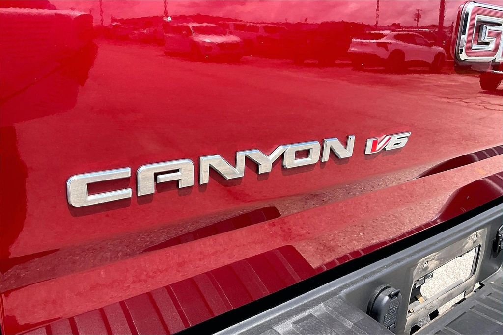 Used 2018 GMC Canyon SLE w/ SLE Convenience Package RWD image 21