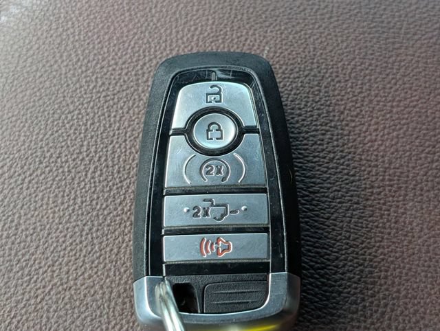 Used 2022 Ford F150 Lariat AWD/4WD image 35