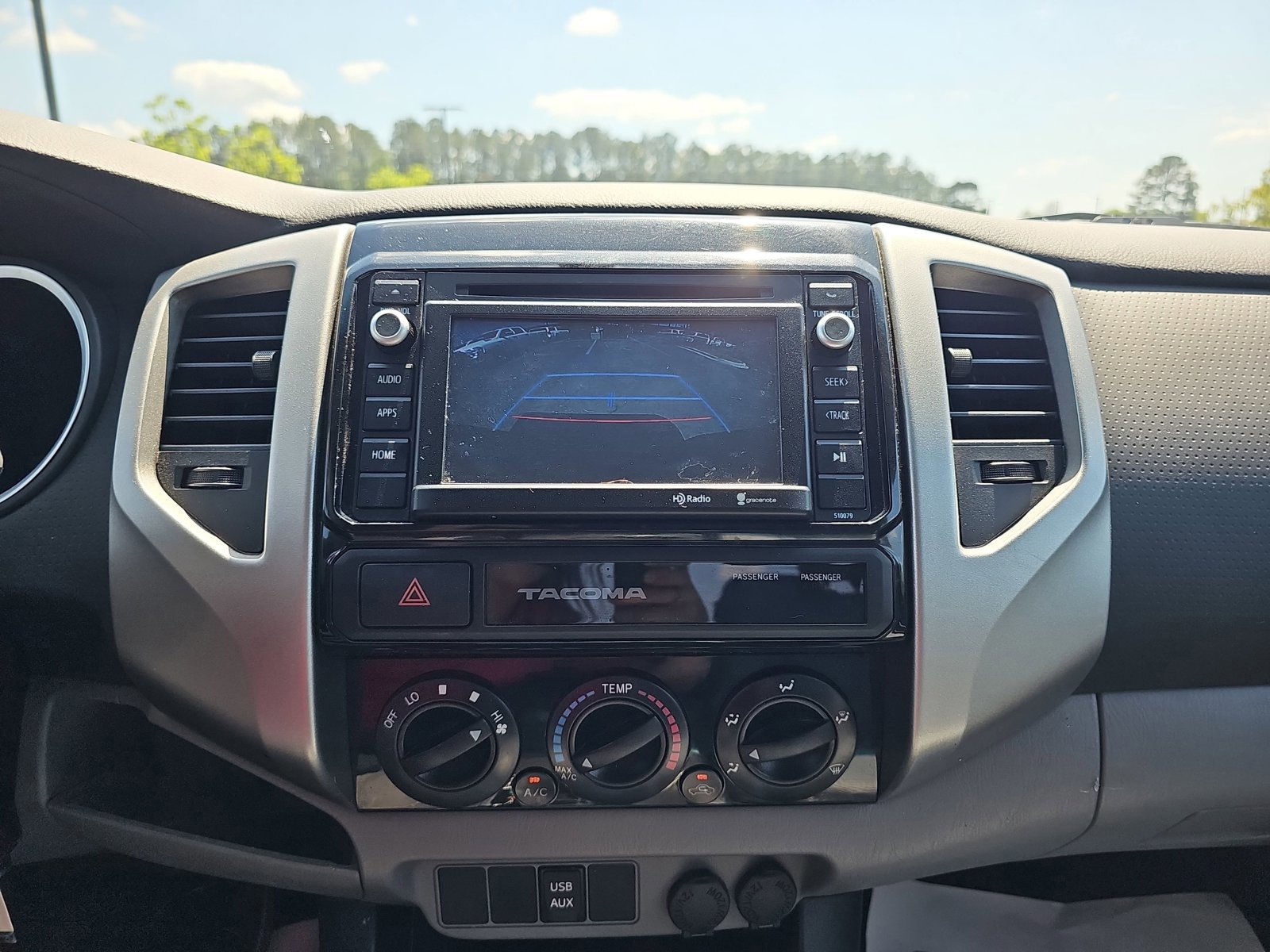 Used 2015 Toyota Tacoma PreRunner w/ TRD Sport Package RWD image 22