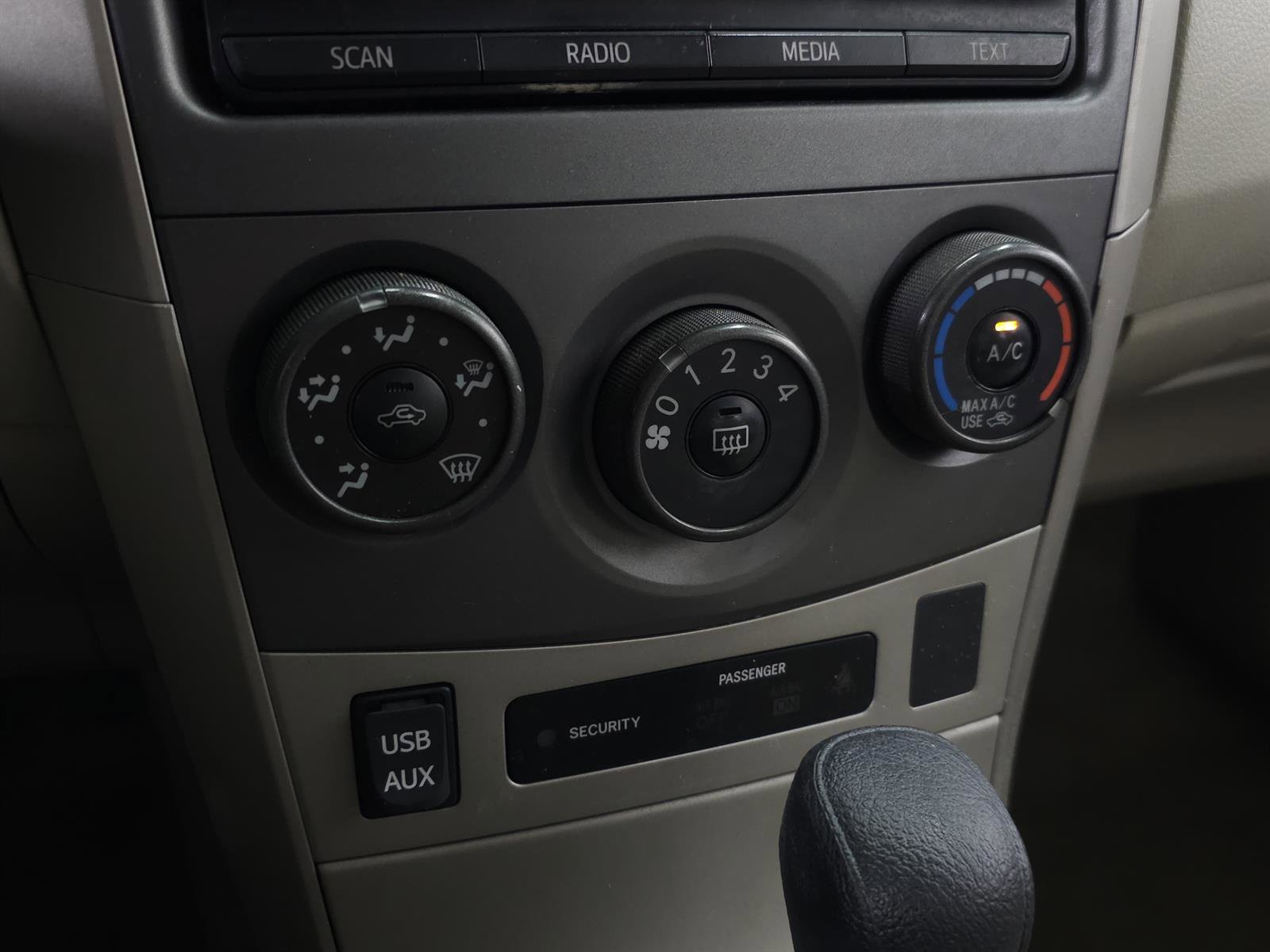 Used 2012 Toyota Corolla LE w/ Premium Pkg image 20